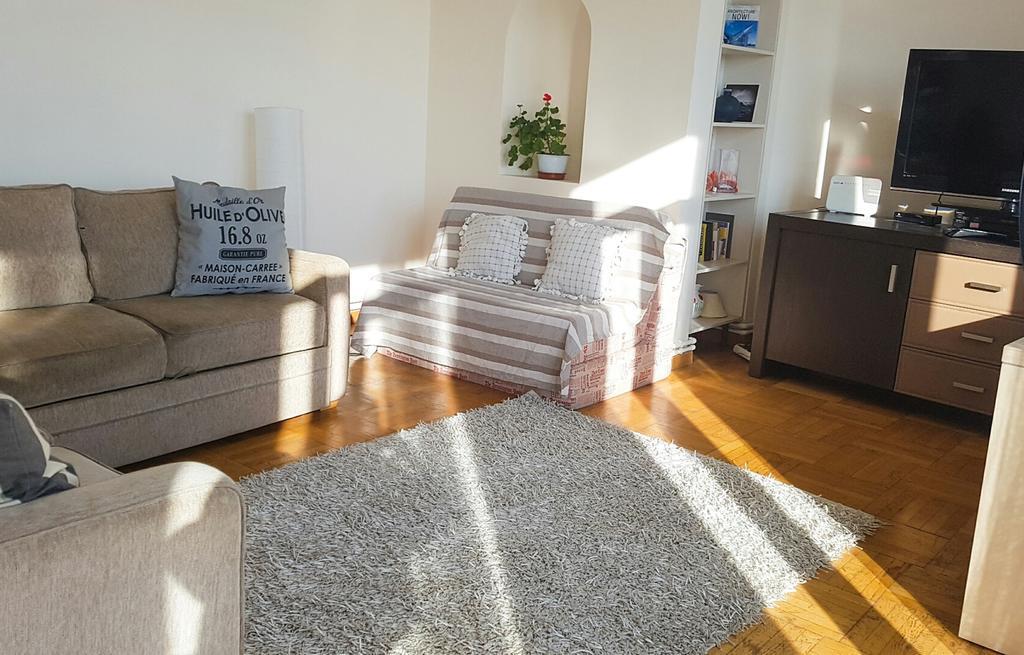 Little Bucharest Old Town Hostel Екстер'єр фото