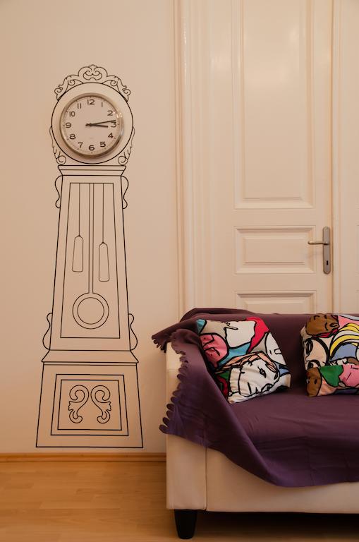 Little Bucharest Old Town Hostel Екстер'єр фото