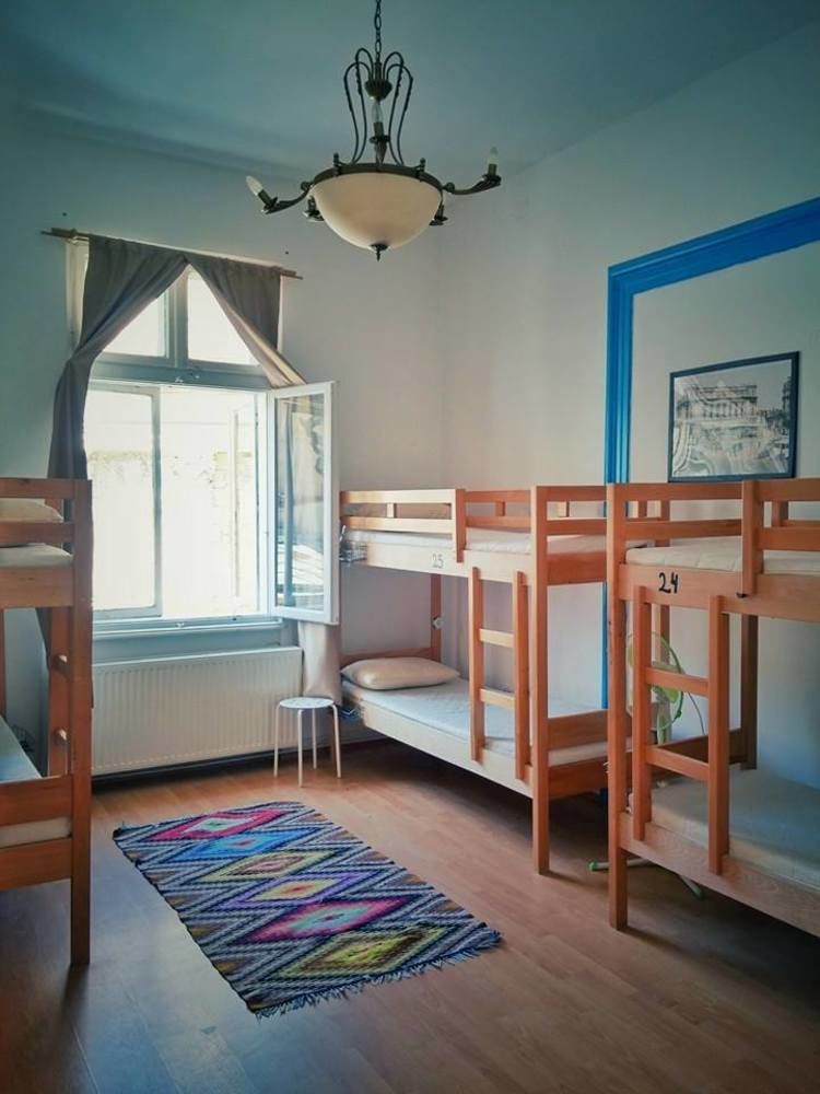 Little Bucharest Old Town Hostel Екстер'єр фото